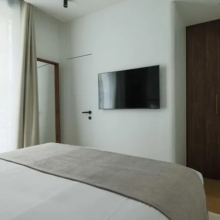 Elegant - 3br-8p- Le Marais Parigi